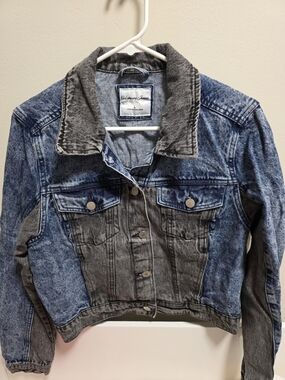 Highway Jeans Two-Tone Acid Wash Denim Jacket - Blue & Gray